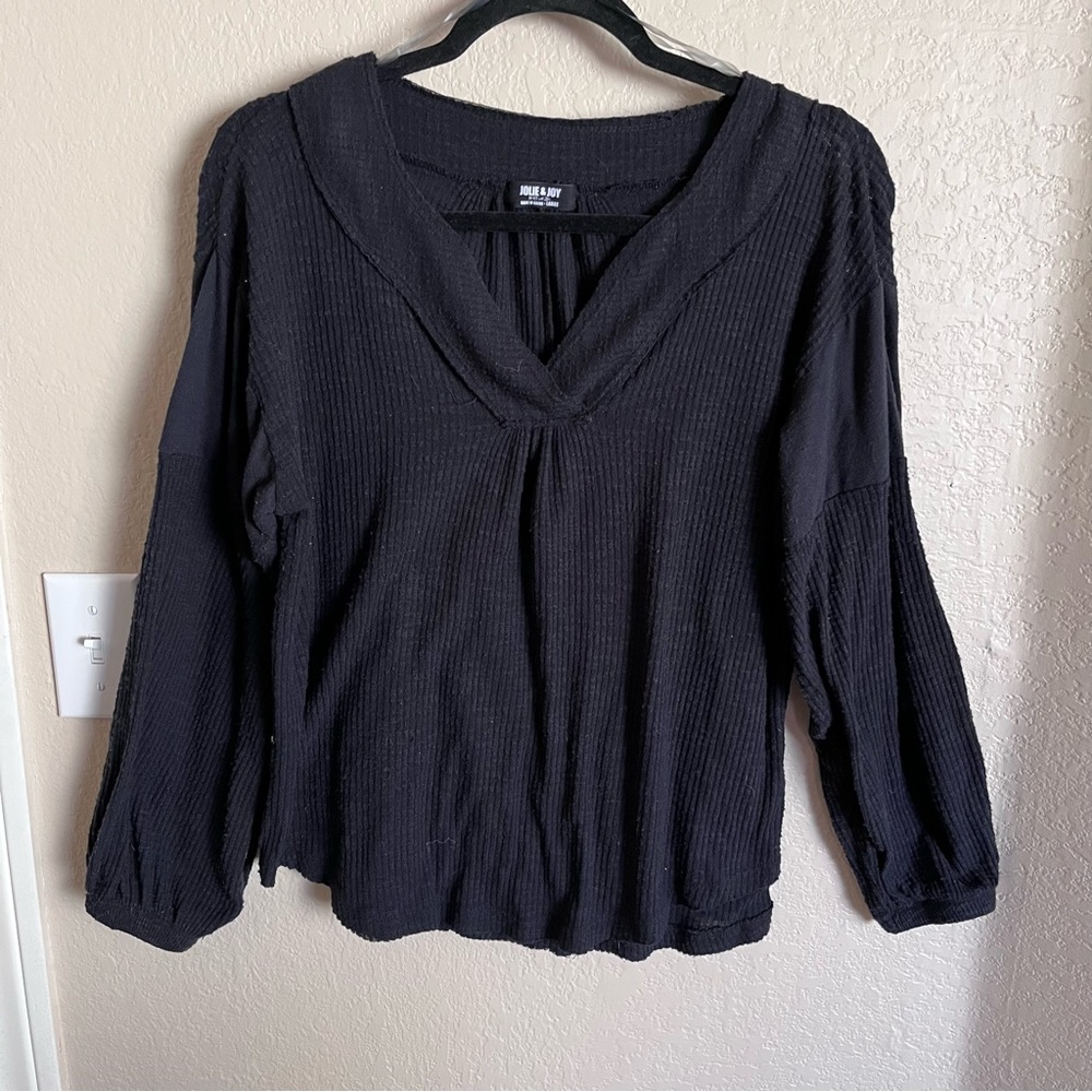 Jolie & Joy black vneck long sleeve shirt, size large